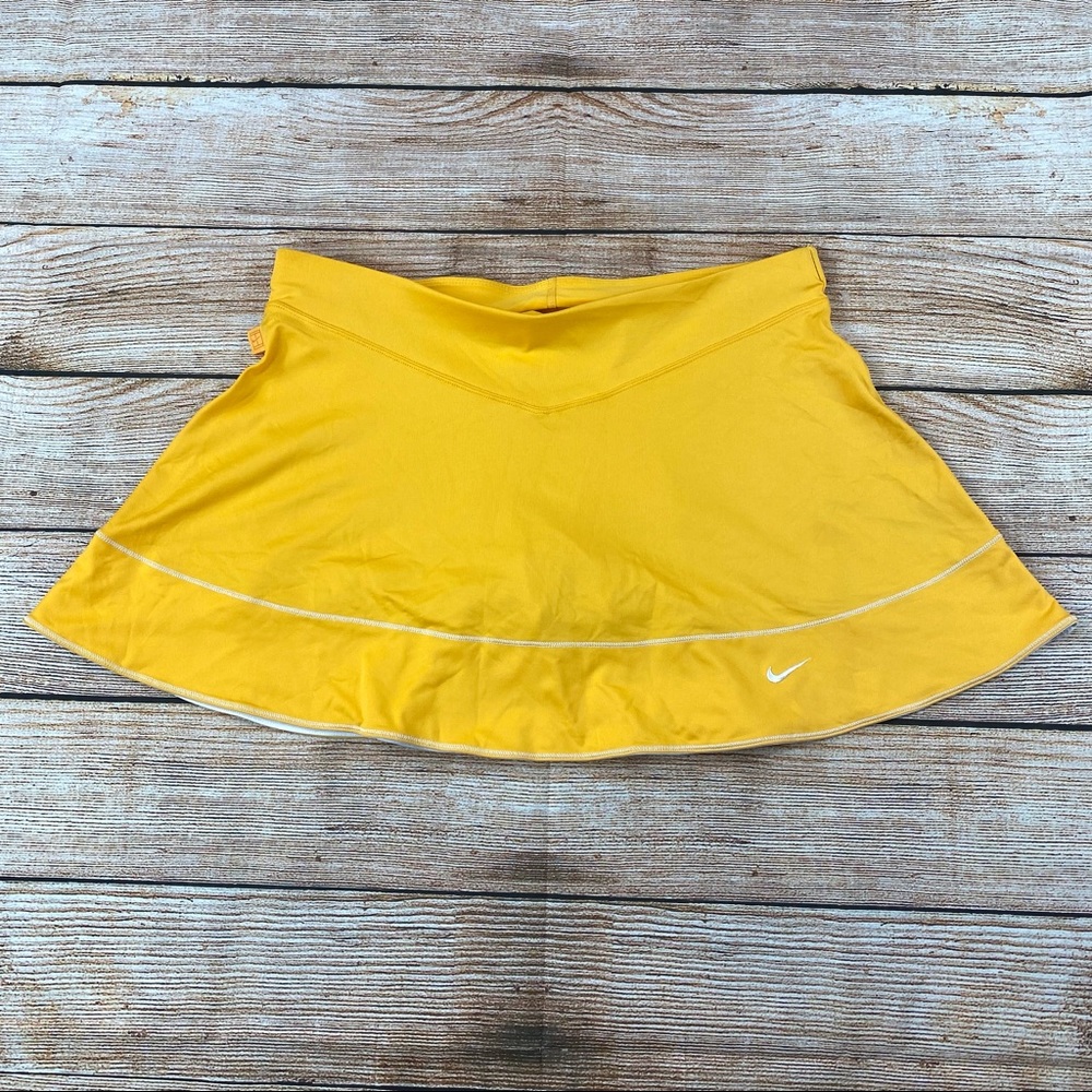 Nike Dri Fit 2 in 1 Tennis Skort Women Size Small Athletic Skort - Worn Once